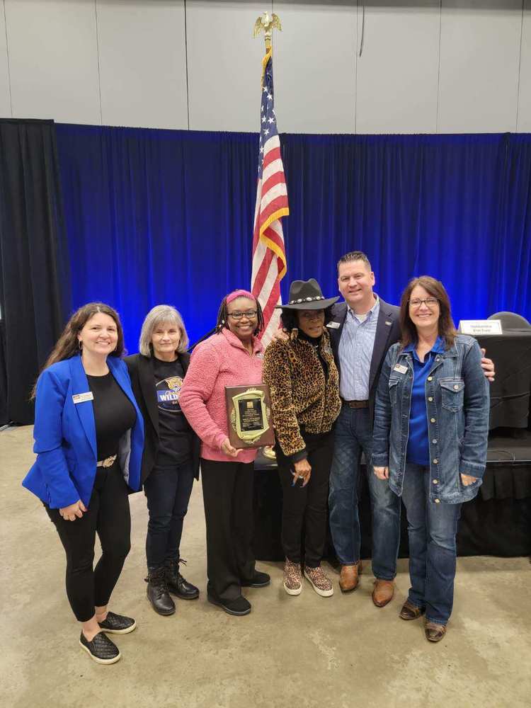 Board of Education Wins ASBA School Board of Excellence in Leadership